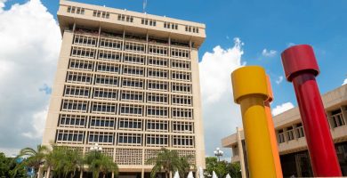 BCRD mantiene tasa en 5.25 % ante presión por alza de combustibles