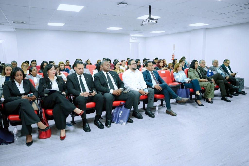 Lanzan diplomado en seguridad social para fortalecer sistema de salud