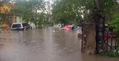 VIDEO: Lluvias provocan desbordamientos e incomunican la carretera Hato Mayor–El Seibo