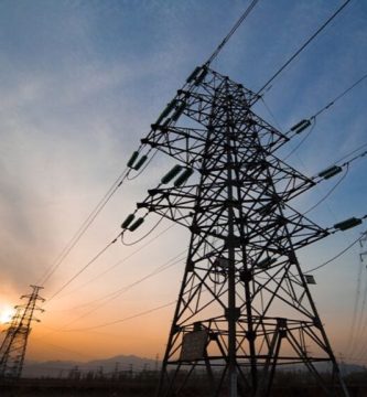 Déficit financiero en sector eléctrico se reduciría casi a la mitad en 2 años