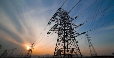 Déficit financiero en sector eléctrico se reduciría casi a la mitad en 2 años