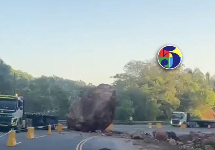Roca de gran tamaño provoca obstrucción en la Autopista del Nordeste