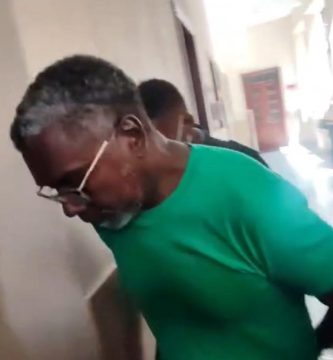 Presentación periódica y garantía económica a profesor acusado de agresión sexual en DN