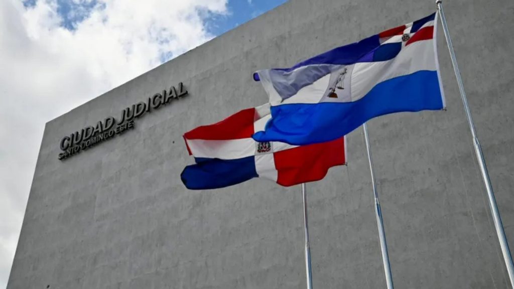 Abogados denuncian precariedades en la Ciudad Judicial de SDE