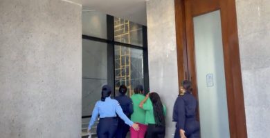 Imponen tres meses de prisión preventiva a dos mujeres por homicidio en SDN