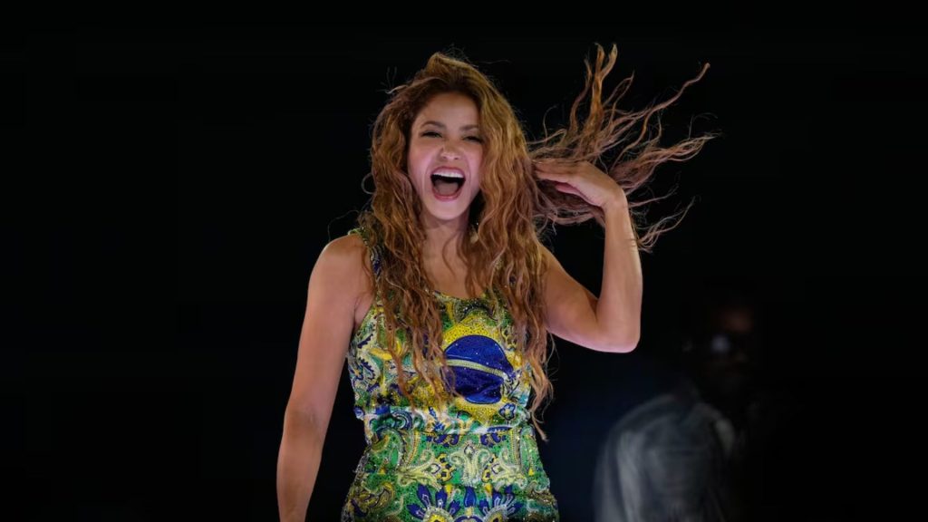 Shakira hace historia en Copacabana con dos millones de fans