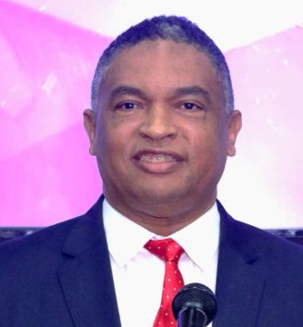 Yván Lorenzo cuestiona US$20 millones enviados a Haití en medio de crisis de seguridad en RD