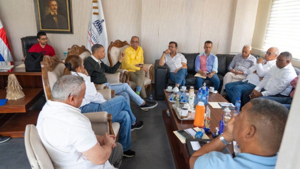 Deligne exhorta a respaldar ajustes dirigidos a mantener estabilidad sin afectar sectores más vulnerables