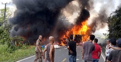 VIDEO: Al menos tres fallecidos tras accidente entre autobús y camión cisterna en Indonesia
