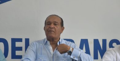 Antonio Marte frena en seco el aumento del pasaje y advierte sanciones