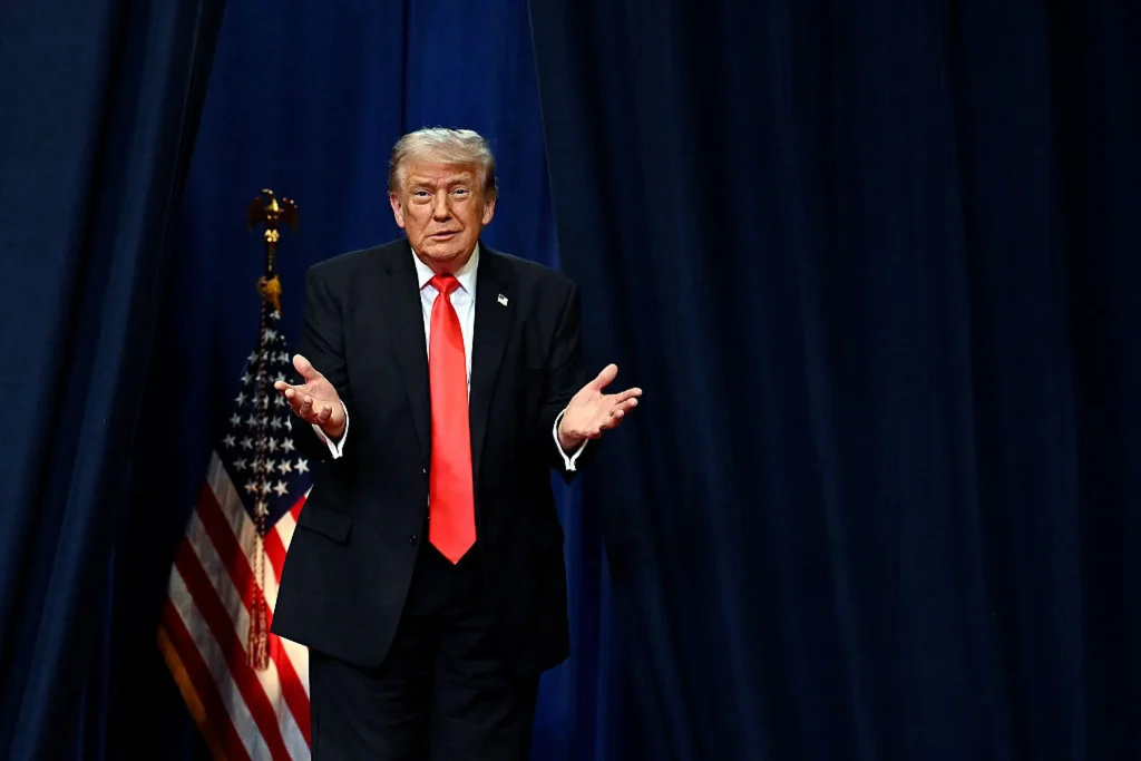 Trump advierte a México que «si no hace su trabajo contra las drogas, nosotros lo haremos»