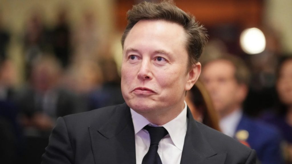 Elon Musk planea invertir hasta USD 119.000 millones para construir una fábrica de chips de IA