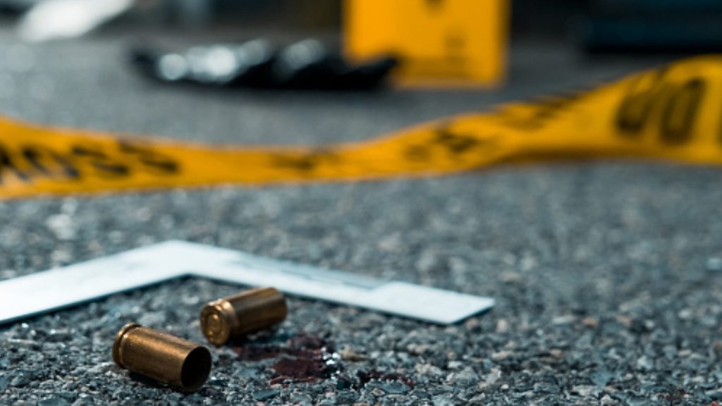 Asesinan hombre a tiros y dejan una mujer herida en Andrés, Boca Chica