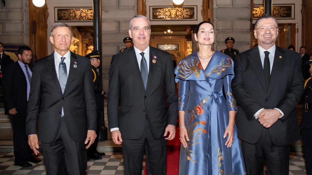 ¡Gala presidencial! Abinader participó en cena en honor a jefes de Estados ofrecida por homólogo de Costa Rica