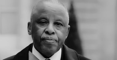 Fallece el expresidente botsuano Festus Mogae a los 86 años, conocido por su lucha contra el VIH