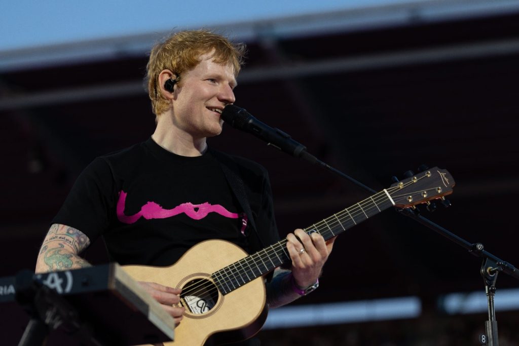Todo listo para el esperado concierto de Ed Sheeran este sábado en el Estadio Quisqueya