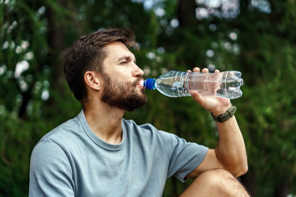¿Cuánto aguanta el cuerpo humano sin beber? A partir del tercer día hay riesgo de muerte