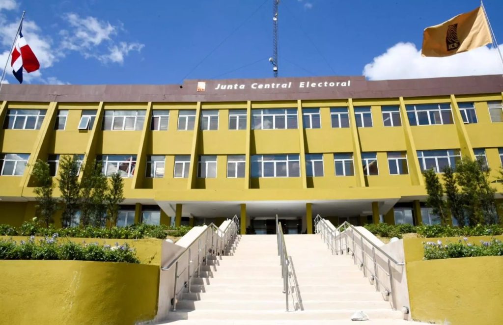 JCE alerta reducción de fondos a partidos podría afectarles en su planificación
