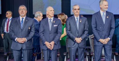 Abinader participa en transmisión de mando presidencial de presidenta de Costa Rica