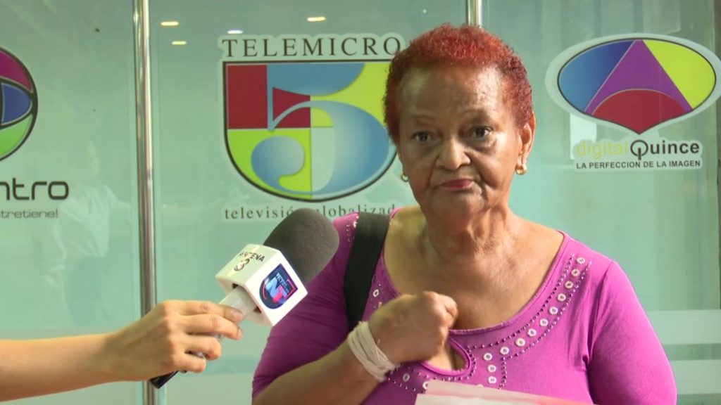 Mujer asegura teme por su vida tras presentar querella por supuesto fraude eléctrico