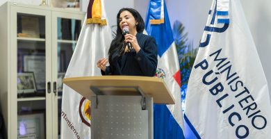 Yeni Berenice: “Si en la familia hay violencia, la sociedad también será violenta”