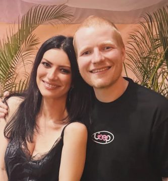 Laura Pausini dijo presente en show Ed Sheeran y revela “sorpresa” para su concierto de hoy