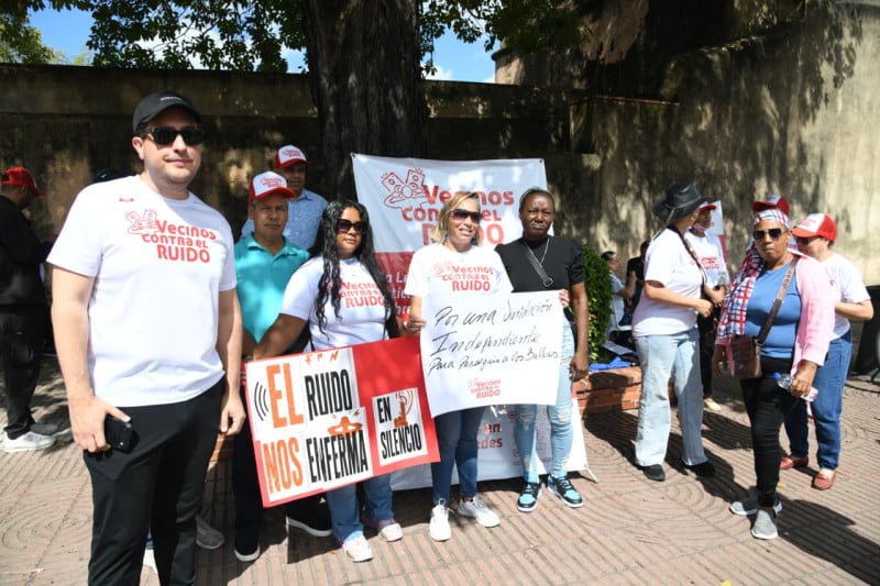 Comunidades se unen frente a Parque Independencia en reclamo contra el ruido