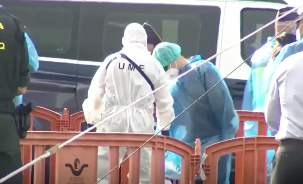 Uno de los franceses repatriados presenta síntomas de hantavirus tras vuelo a París