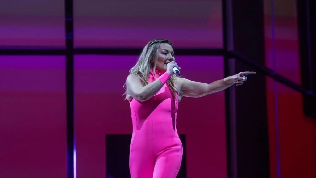 Amaia Montero conmueve en su regreso: “Con mis cicatrices, aquí estoy”