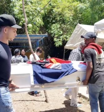 Sepultan a sargento de la PN ultimado en operativo; familiares claman justicia