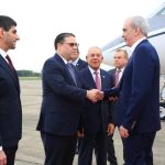 Abinader llega a Panamá, donde será orador principal de Congreso Mundial 