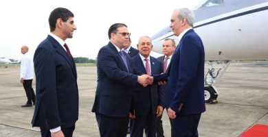 Abinader llega a Panamá, donde será orador principal de Congreso Mundial 