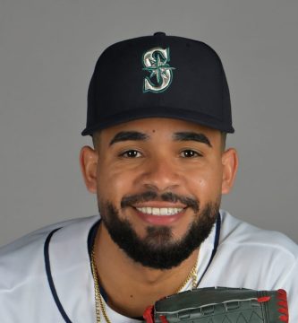 Lanzador Domingo González debuta en Grandes Ligas