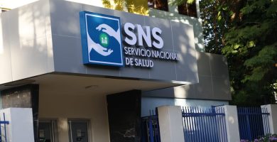 SNS elimina contratos privados en hospitales para erradicar prácticas poco transparentes