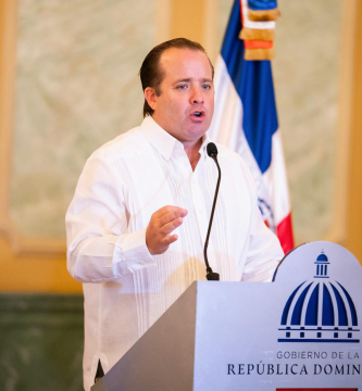 Paliza asegura acuerdo con EE.UU. para recibir deportados no compromete la soberanía dominicana