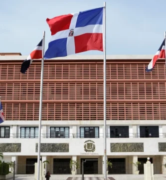 Legisladores con opiniones encontradas sobre acuerdo que permite a RD recibir deportados de otros países