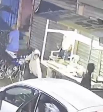 Atracadores asaltan varias personas en Invivienda y abandonan vehículo durante persecución