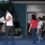 Más de 20 estudiantes son hospitalizados tras presunto ataque colectivo de nervios