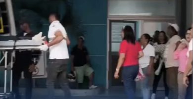 Más de 20 estudiantes son hospitalizados tras presunto ataque colectivo de nervios
