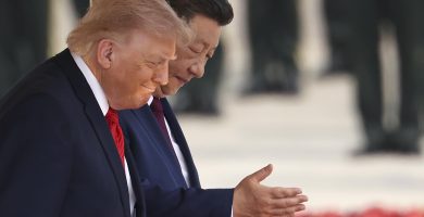 China da la bienvenida al presidente Trump durante su reunión con Xi Jinping