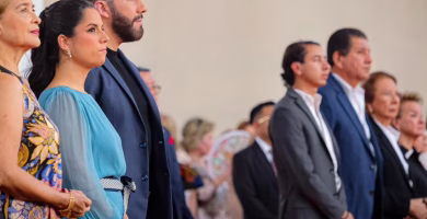 Nayib Bukele asiste a misa junto a miles de católicos en San Salvador