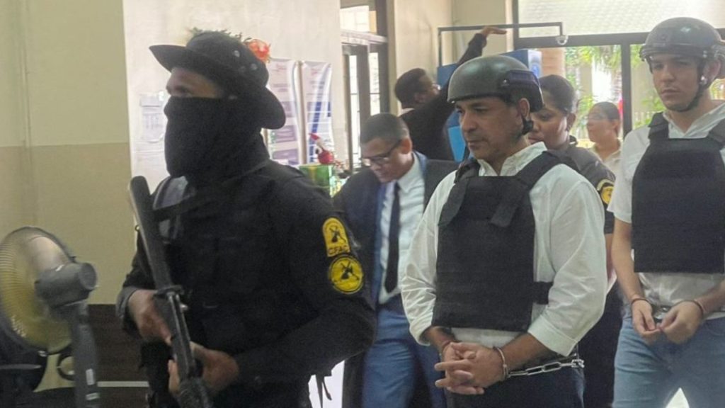 Aplazan para el 28 de mayo audiencia del juicio de fondo contra Rivera Ledesma  por alegada estafa masiva