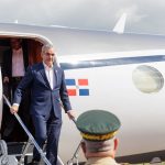Presidente Abinader regresa al país tras concluir agenda de trabajo en Miami