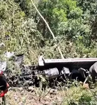 Dos aparatosos accidentes en un día dejan muertos y heridos en el tramo Jarabacoa-La Vega