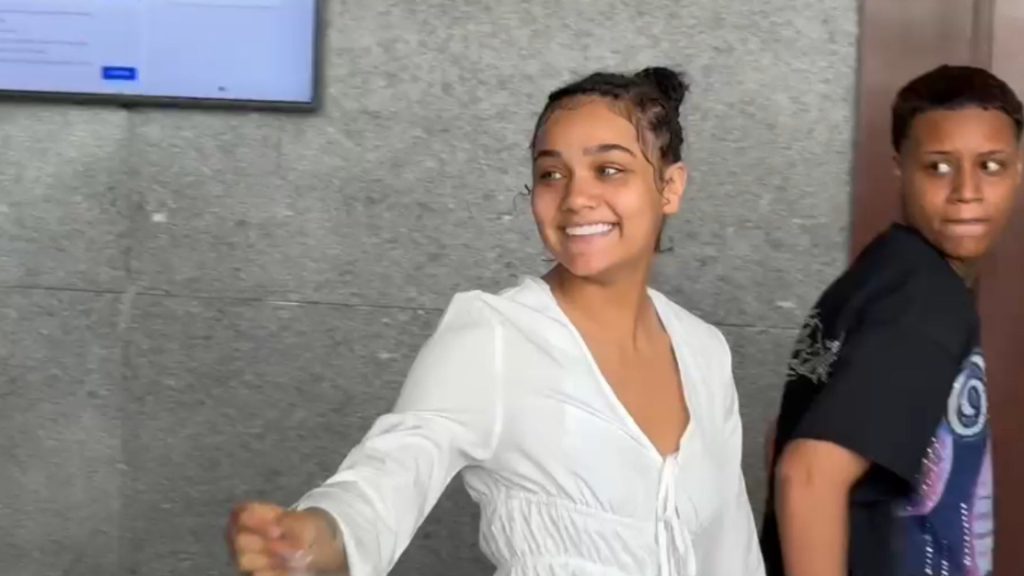 Dictan tres meses de prisión preventiva contra Masha por porte de armas de manera ilegal