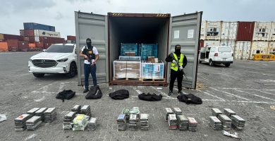 Incautan 120 paquetes de cocaína en operativo en el puerto Caucedo