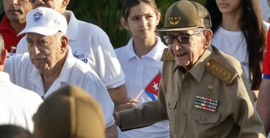 EEUU no arrestará a Raúl Castro en Cuba, predice una consultora especializada