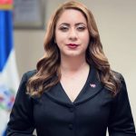 Ministra de la Mujer dice estar preocupada por desigualdad para la mujeres incursionar en la política
