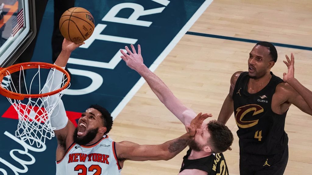 Dominicano Karl-Towns brilla en triunfo épico de Knicks ante Cavaliers