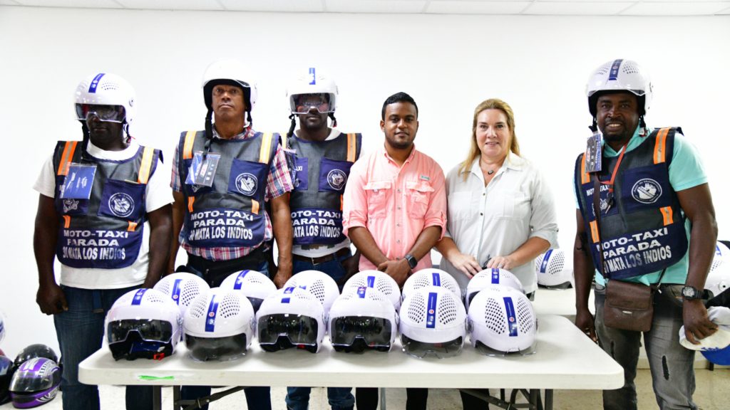 Gobierno apuesta a cascos certificados para reducir muertes en motociclistas en RD